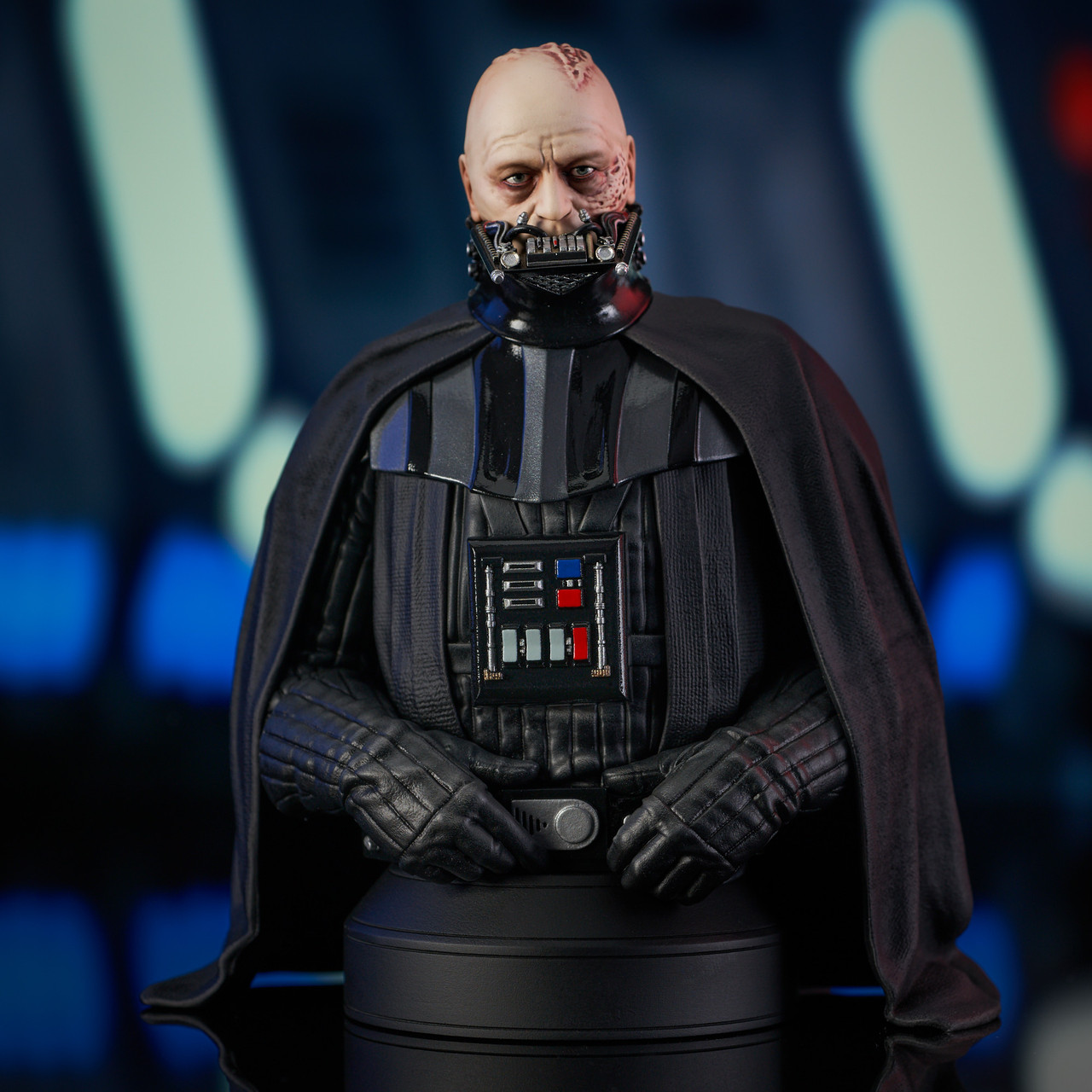 Pre-Order Gentle Giant Star Wars Darth Vader Unmasked Bust